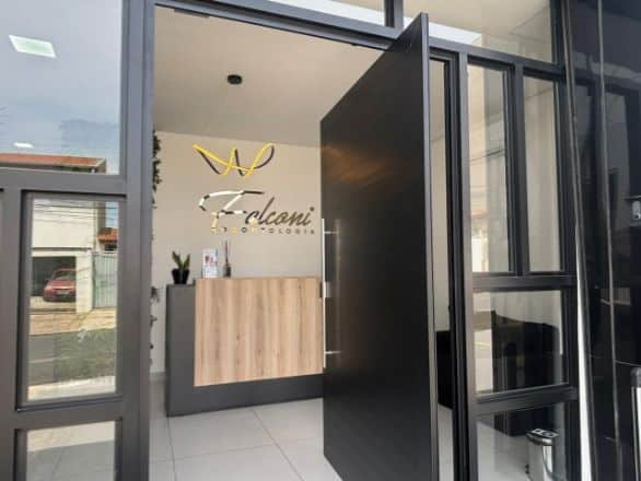 Entrada da Clínica Falconi Odontologia
